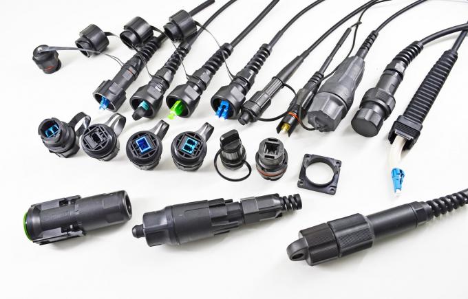 SM / MM Outdoor Optical Fiber Patch Cord FULLAXS Connector Corrosion Resistant