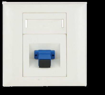 IP20 Rated LC/SC Socket with 86 * 86 mm Size and 0.1dB Loss for High-Performance Fiber Alignment