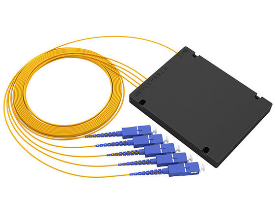 1x4 Split Ratio PLC Fiber Optic Splitter with ABS Box Type and SC/PC Connector